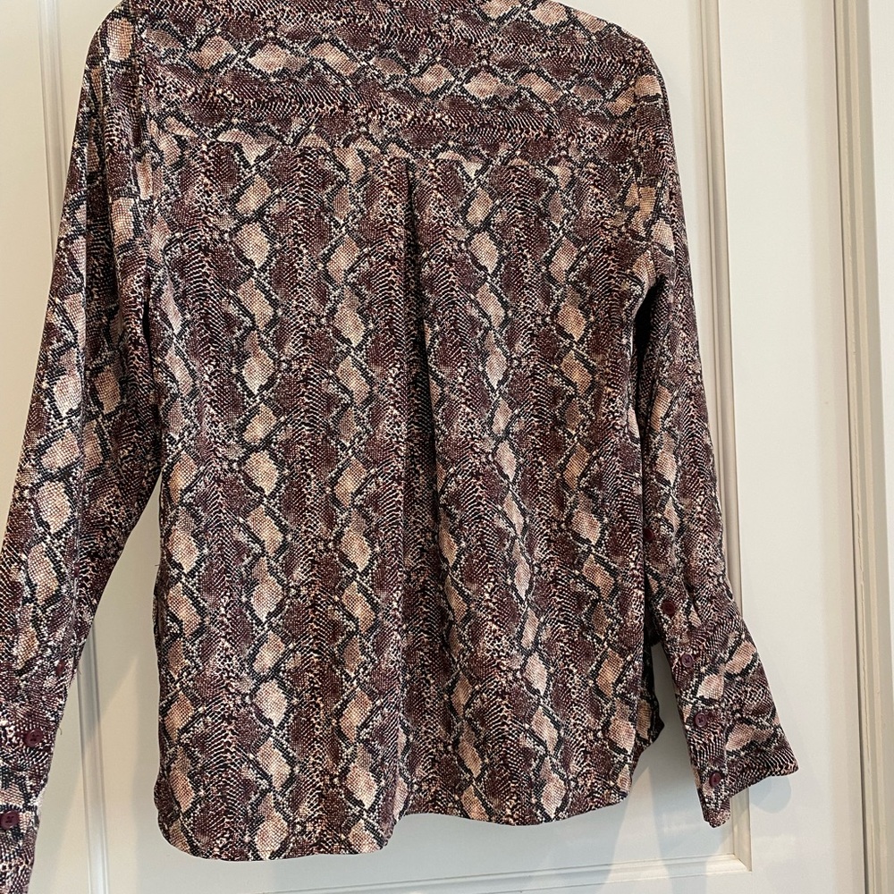 Equipment button down snakeskin blouse size XS